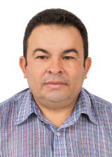 EDEZIO VITOR