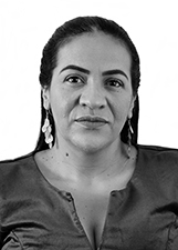 LUCIA SOARES