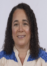 SHIRLEY FRANÇA É DE CORAÇÃO