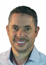 ANDRÉ SANTOS