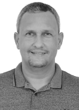 RAPHAEL NEGREIROS