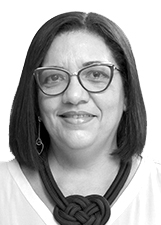 DR. CLAUDINÉA