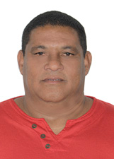 VANDER LEAL