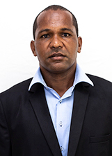 ANDRÉ SANTA CRUZ
