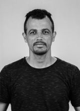 LÉO SERRANA