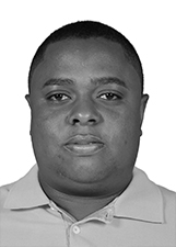 LEO FERREIRA