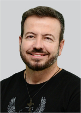 LINCOLN SOARES