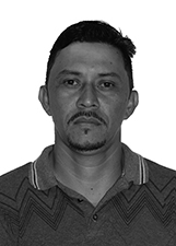VIVALDO CORREIA