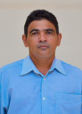 MARCOS CATADOR DE LATINHA