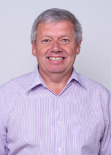 PROFESSOR ANTONIO PUHL