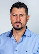 EFRAIN  MENEZES