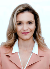 QUENIA REGINATO DE CEZARO