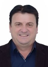RENI MACHADO
