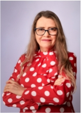 PROFESSORA ERICA MURARO
