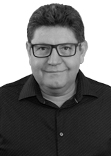 ELTON TROIAN
