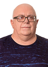 PROFESSOR DIVAL