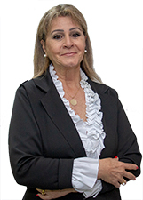 ANA BARCELLOS
