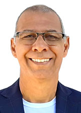 PROFESSOR DENIS FRANÇA