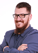 JEFERSON KNIESS