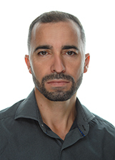 RENI DE FREITAS DA SLH