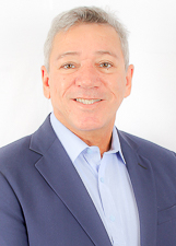 PAULO DOUGLAS
