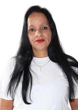 CLAUDIA LIVÉRIO