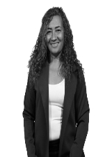 NINA GOMES