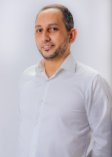 DR. ERNANI MOURA