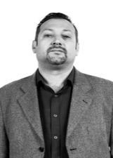 PROFESSOR FAUSTO CRUDO