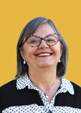 MIRIAM NAVES