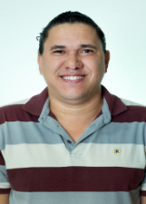 ELVIS SOARES