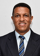 LINDOMAR CABELEREIRO