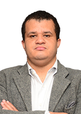 DR. LUCAS SANTOS