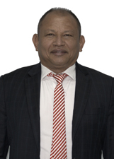 PASTOR CARLOS NOA