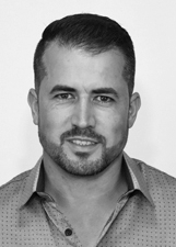 TONY VARGAS