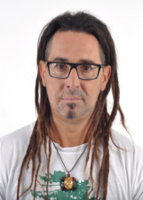 ANDERSON KAREKA