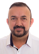 REIS VINHEDO