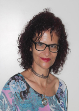 ANDREA PASSEADORA DE CÃES