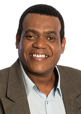 DINHO PIRES