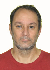 PROFESSOR ADRIANO