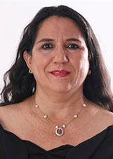 PROFESSORA ADRIENNE