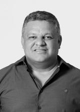 CARLOS ARMANDO VALADARES