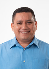 EDITÔNIO ARAUJO