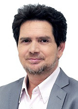 LUIZ CARVALHO