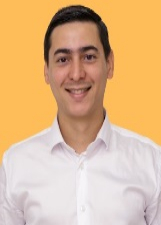 DR. LUCAS MEDEIROS