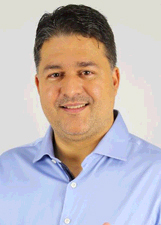 ROBERTO SALES
