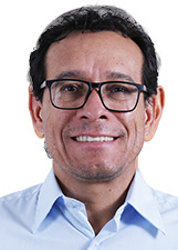 ROBERVAL CASTRO