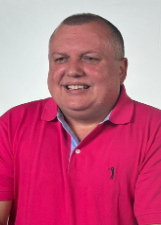 JAMES DO LACEN