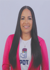 CLÉO PONTES