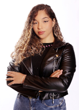 LARISSA DE GUIGUI